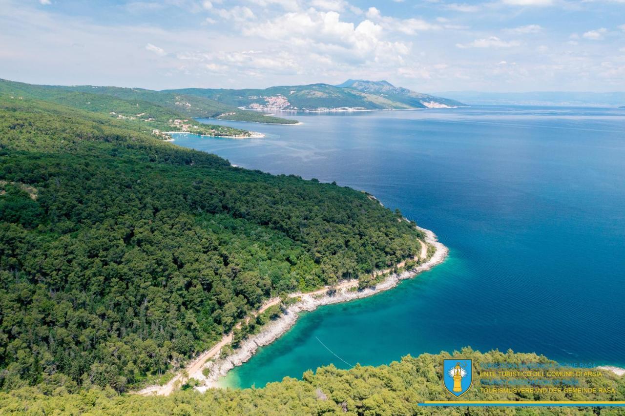 Yourcroatiaholiday - Villa With 6 Rooms Drenje  Екстер'єр фото